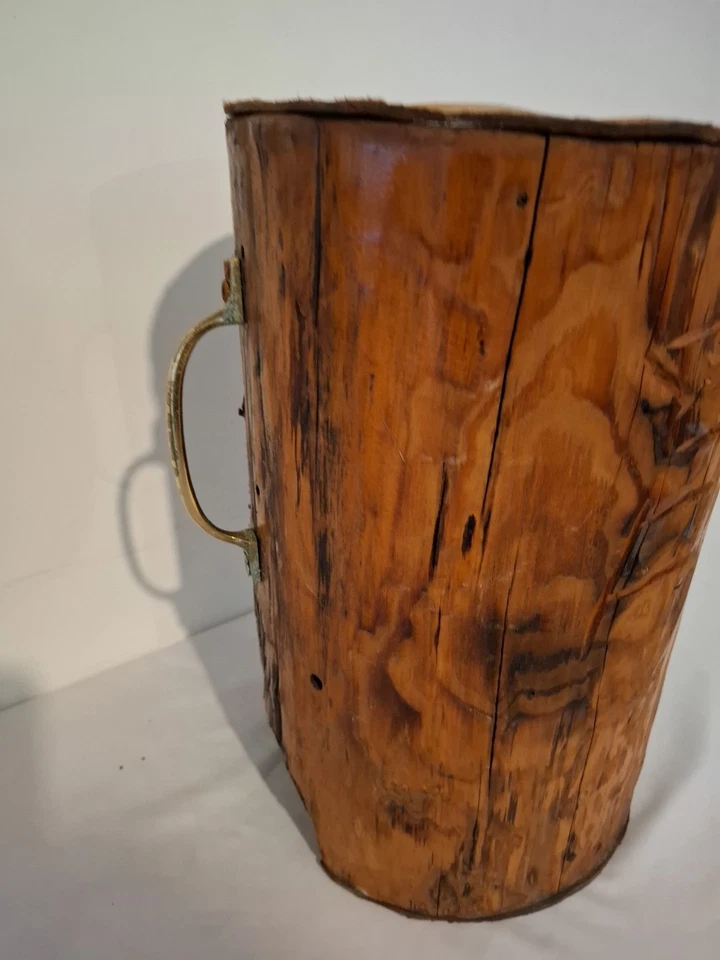 Solid Wooden log stool / side table natural finish, outside or indoors Tiki - Image 4 of 4