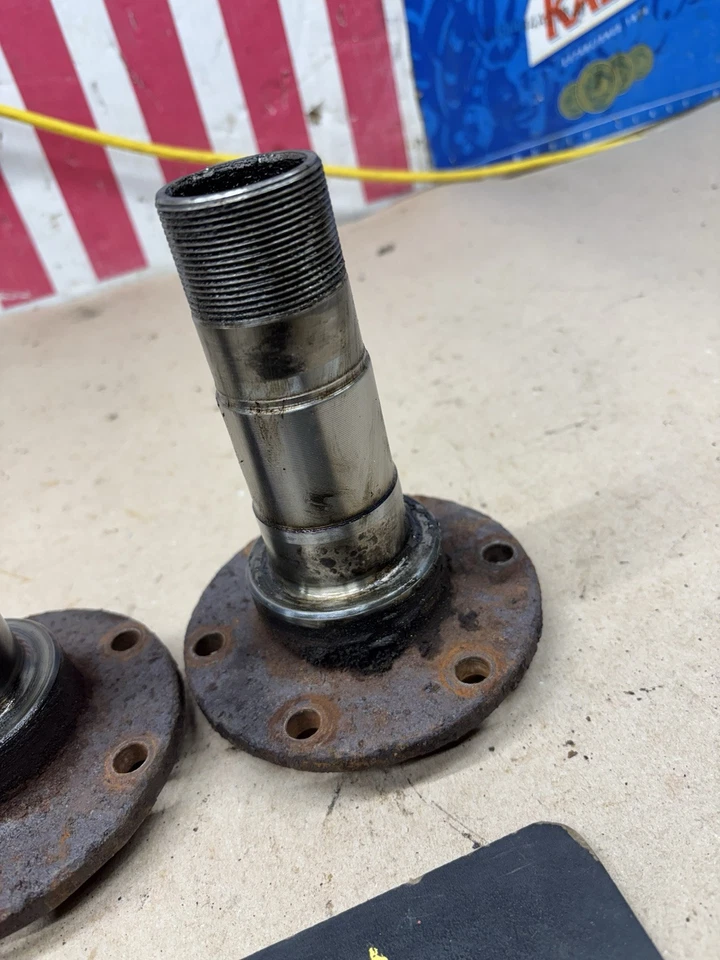 F150 Bronco 1980 1991 eje delantero 4x4 husillos cojinete de rueda buje de carrera TTB Dana 44 Foto 3 de 4