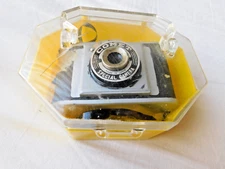 Vintage toy COMET special camera novelty ejects mouse with squeak great gag gift