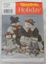 UNCUT 7399 Sewing Pattern SNOWMEN SNOW WOMEN LADY Simplicity Holiday