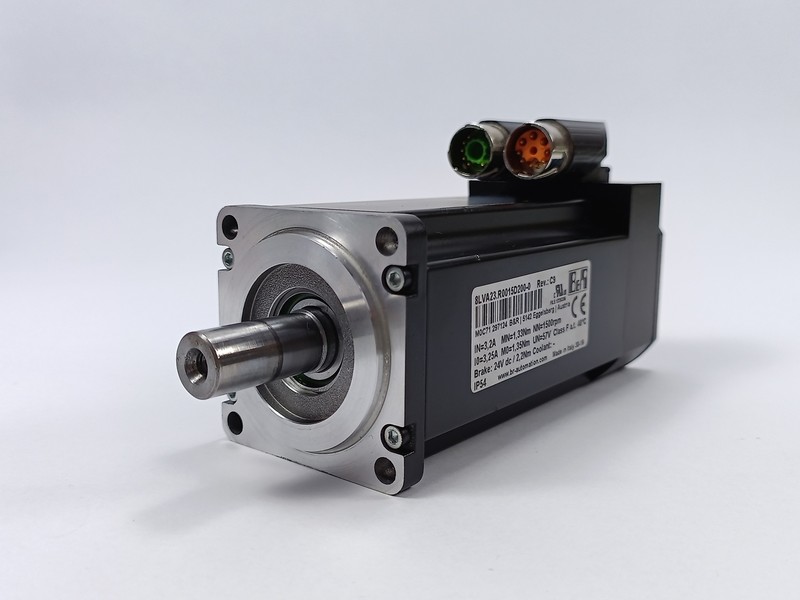 B&r 8lva23.r0015d200-0 Servo Motor