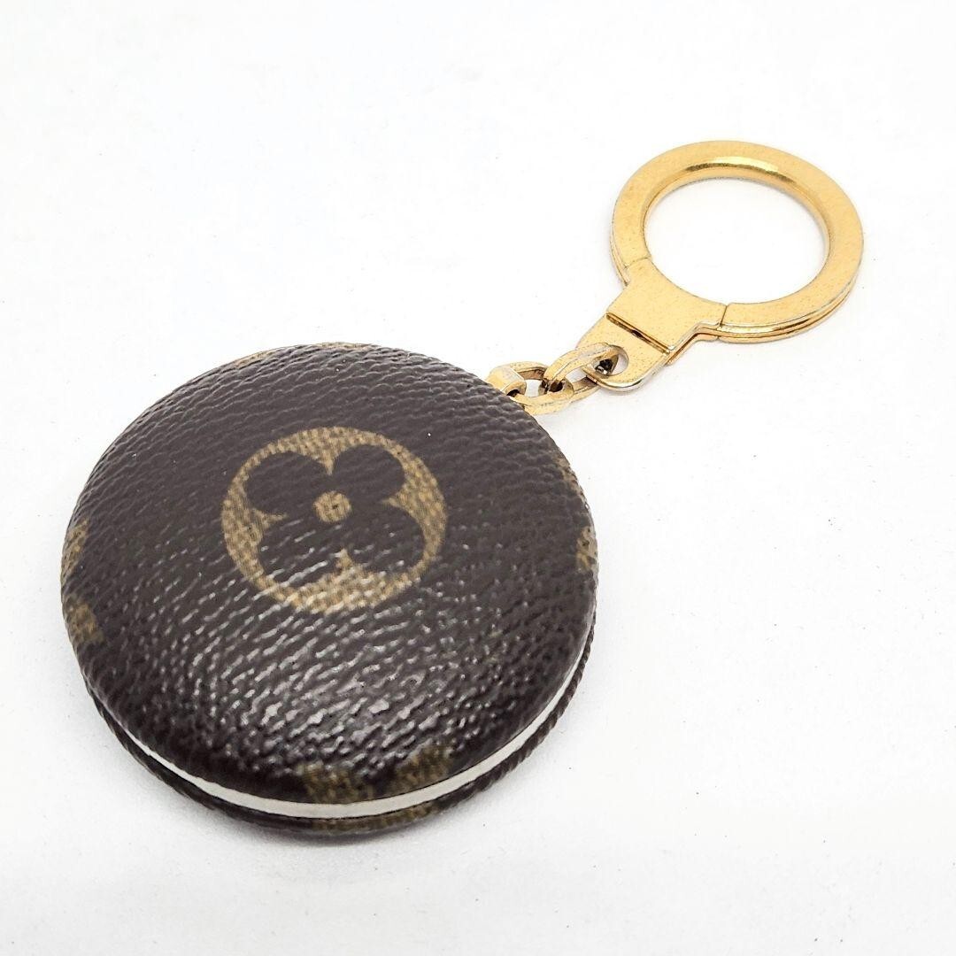 LOUIS VUITTON Monogram Astropill Key Holder Key Ring Bag Charm LOUIS VUITTON Monogram Astropill Key Holder Key Ring Bag Charm