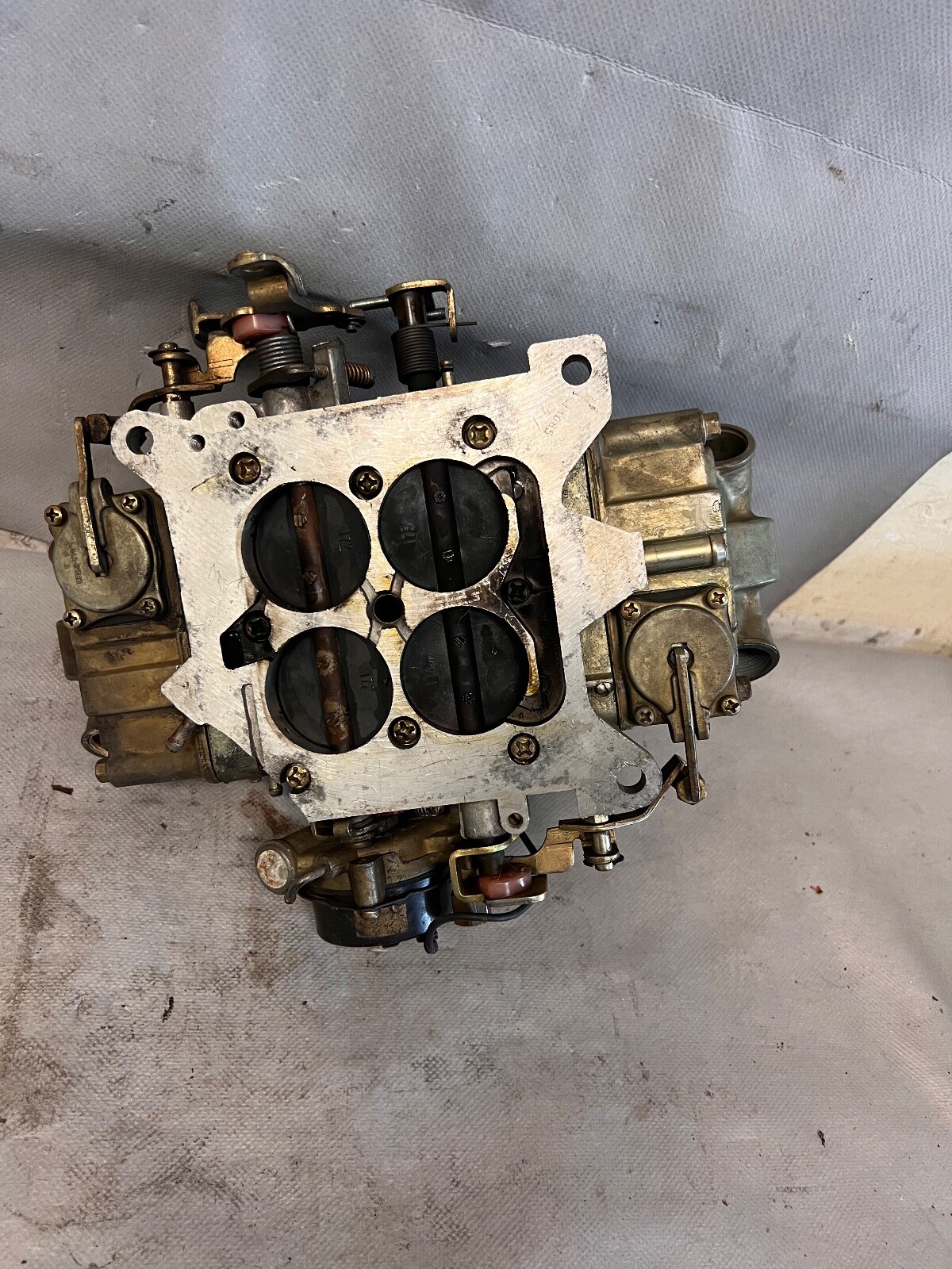 HOLLEY 47774 DOUBLE PUMP PUMPER 650 CFM CARBURETOR CARB ELECTRIC CHOKE