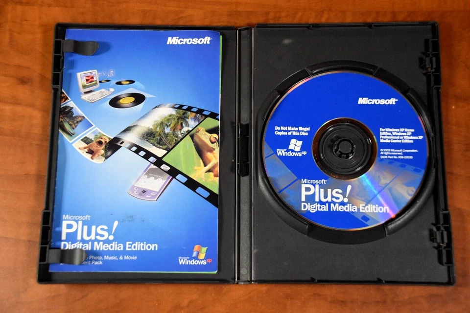 Microsoft Plus! Digital Media Edition for Windows XP with Product Key & Brochure - Image 2 of 2