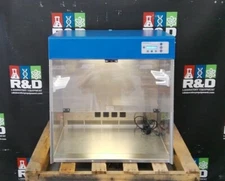 VWR 10783-132 28" PCR Workstation w/ UV & Air Recirculator Twin Decontamination