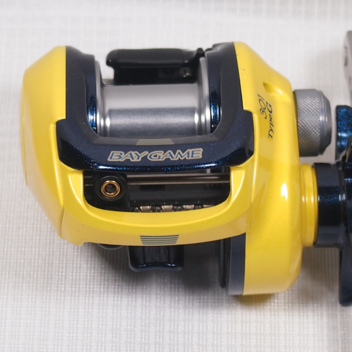 Shimano Bay Game 301 Type G Baitcast Fishing JDM Reel Left Handle