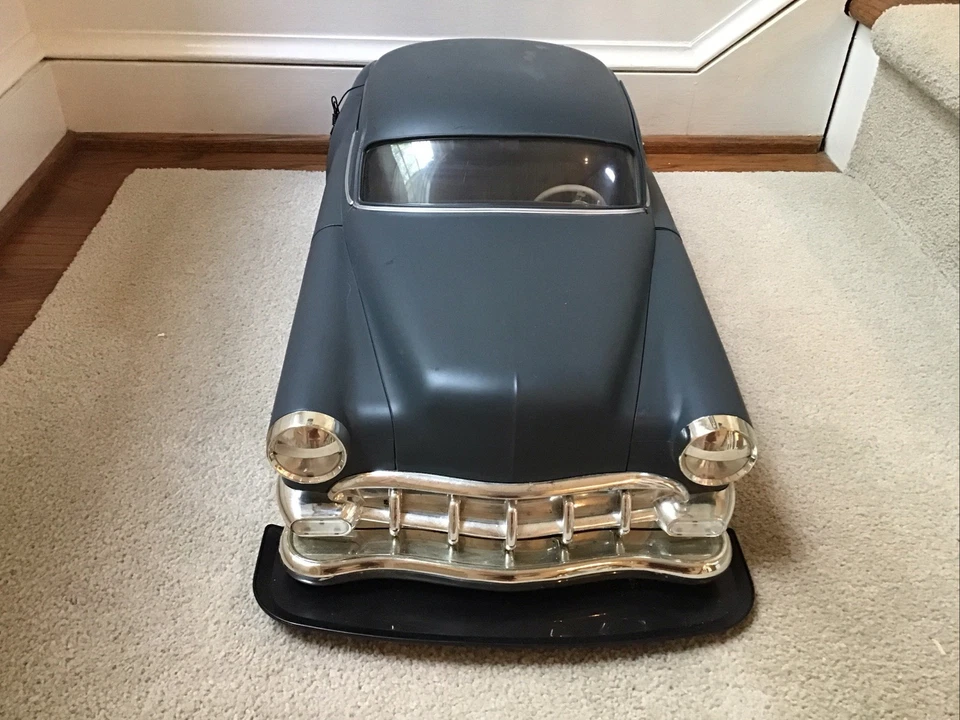 WEST COAST CHOPPERS JESSE JAMES RC 54 CHEVY GRIS ESCALA 1:6 27 MHz COMO ESTÁ SIN CONTROL REMOTO Foto 2 de 4