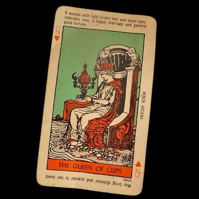 VINTAGE: Rider-Waite ''Queen of Cups'' Replacement Card / 1970s U.S. Games Systems