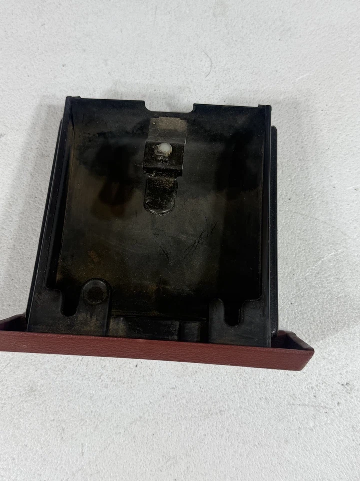 1983-1988 FORD RANGER BRONCO II 2 ПЕПЕЛЬНИЦА ПЕПЕЛЬНИЦА КРАСНЫЙ OEM - Изображение 4 из 4