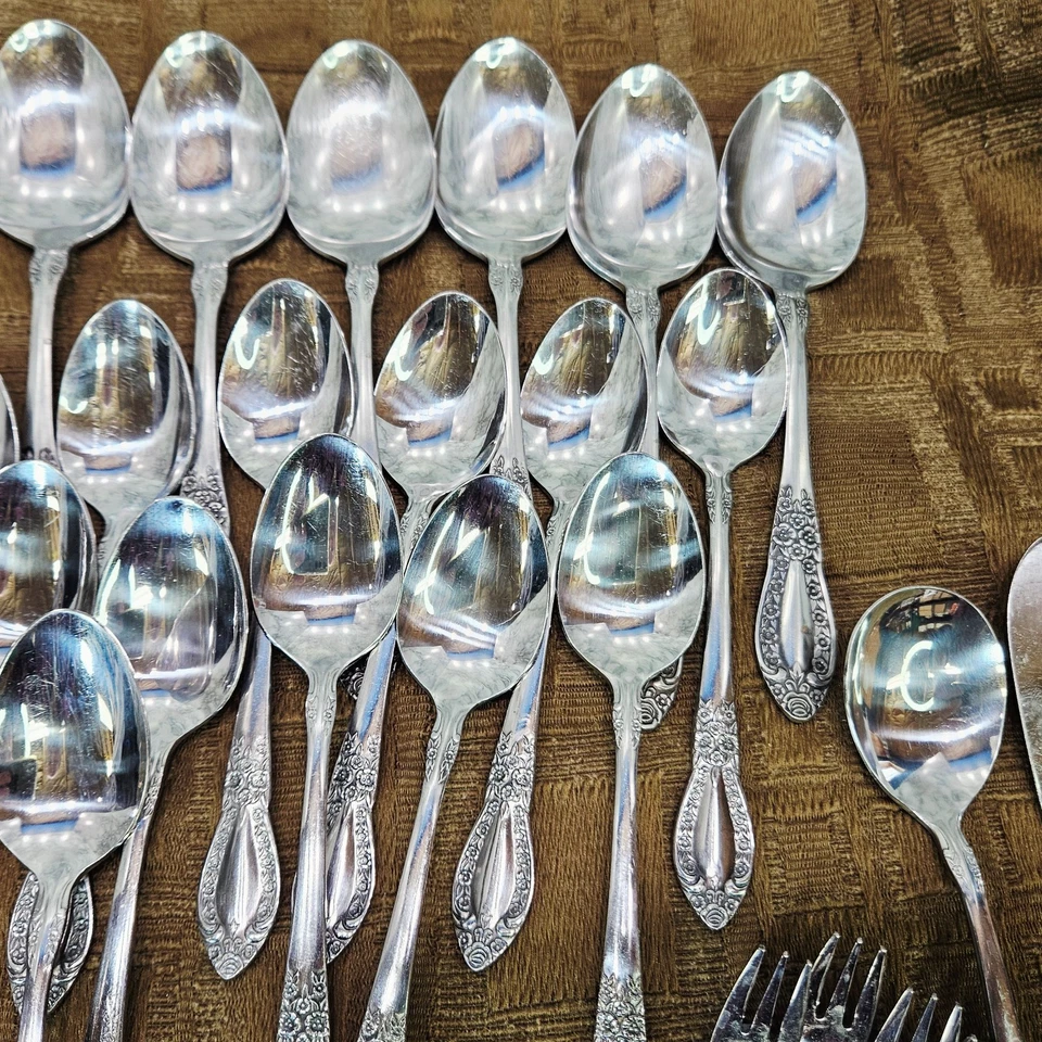 Lote de 58 cubiertos florales vintage MCM Northland acero inoxidable Corea Foto 4 de 4