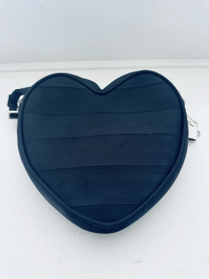 Harveys Convertible Crossbody SweetHeart Seatbelt Bag Color Black - Image 4 of 4