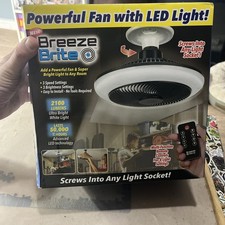 Breeze Brite potente ventilatore e luce LED viti in qualsiasi presa luce con telecomando F/S