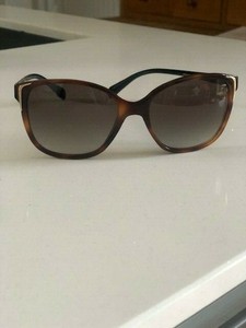 prada sunglasses spr01o