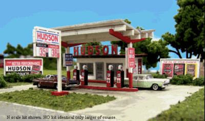 Blair Line (HO-Scale) #2002 HUDSON OIL (Wood Laser Kit) - NIB