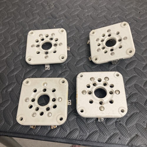 Johnson 275 Tube Socket 1piece