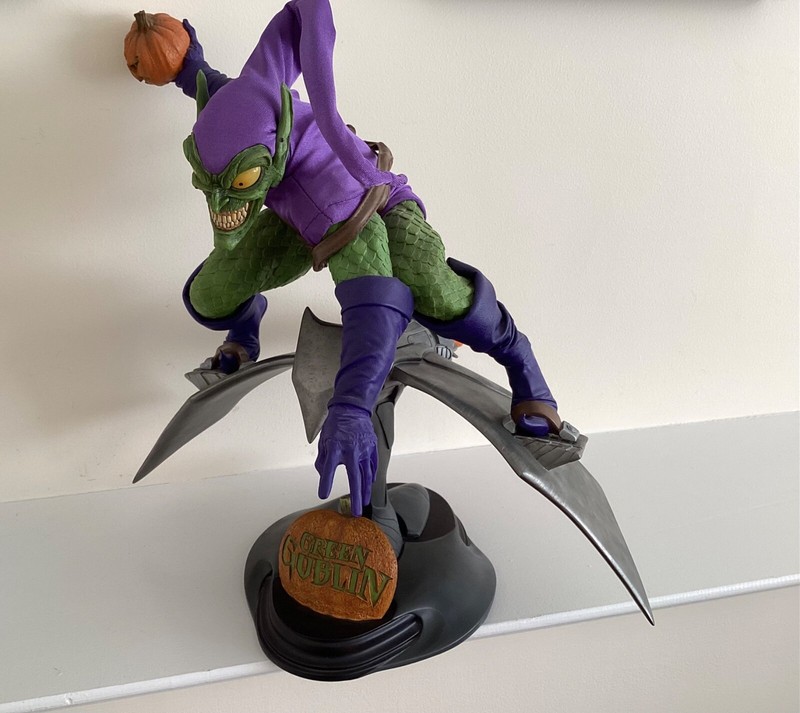 Marvel Green Goblin Sideshow Premium Statue 1/4  Scale 0309/1200- NEW OPEN BOX