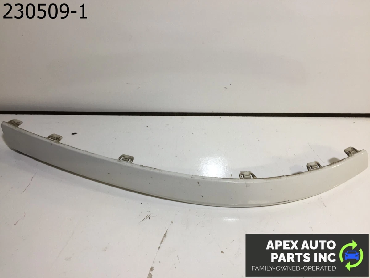 2005-2009 Volvo S60 FRONT Bumper Left Side Trim Molding 08693186 