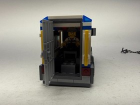 LEGO CITY: Prisoner Transporter (60043) - 100% Complete + Instructions/Minifigs