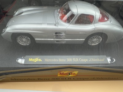 Premiere Edition Maisto Mercedez BENZ 300 SLR Coupe