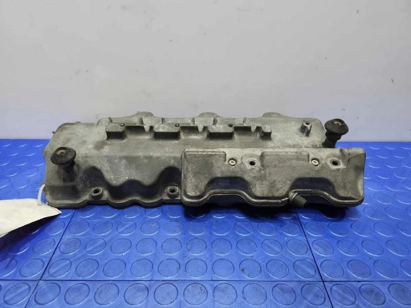 Cubierta de válvula de motor Mercedes Benz 2,6 L lado derecho del pasajero OEM 1120100430 Foto 2 de 4