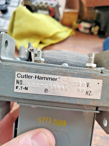 Cutler Hammer 10370H368A Solenoid Coil 110V 60H **MIGHT BE OPEN BOX** (VR12)