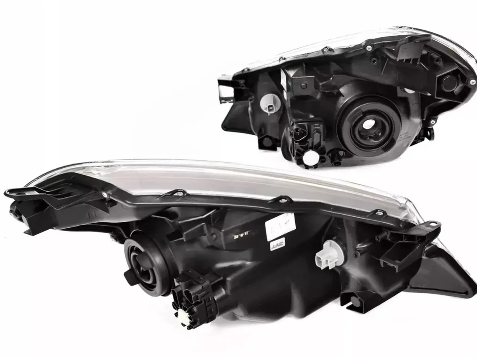 Headlight CHROME RIGHT For TOYOTA YARIS HATCHBACK NCP130 2011.08~2014.06 YR YRS - Image 2 of 2