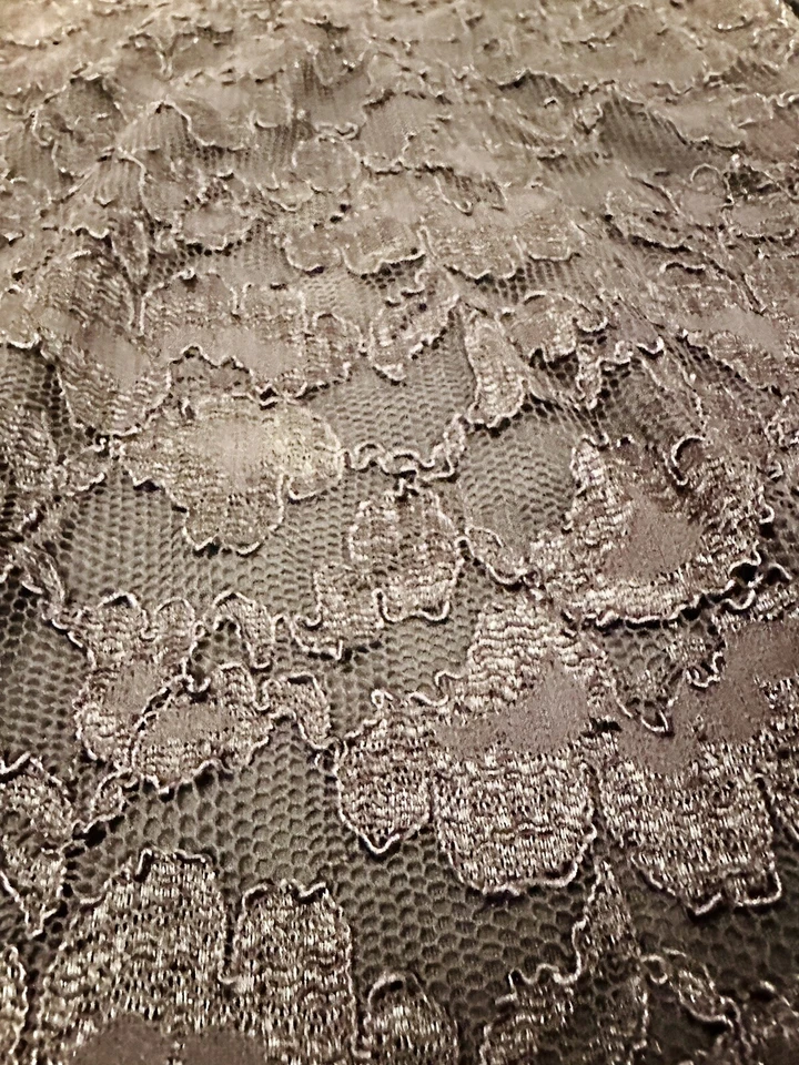 Hale Bob Sheer Lace Long Sleeve Fitted V Neck Size Small - Image 2 of 4