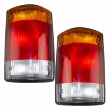 HOLIDAY RAMBLER VACATIONER 1998 1999 PAIR TAIL LAMP LIGHT TAILLIGHTS REAR RV 