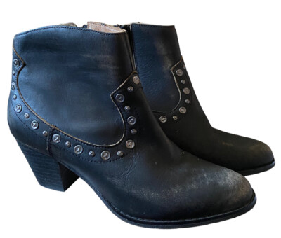 Corso Como Women's Berkshire Ankle Bootie Studs Black Worn Look Size 7M