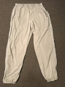nike tan joggers