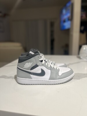 Nike Air Jordan 1 Mid Light Smoke Grey White Black 554724-092 Men s Shoes NEW