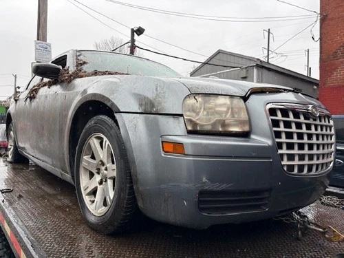 Driver Side View Mirror Power Folding Painted Housing Fits 05-10 300 1074910