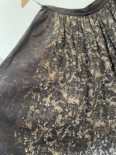 Fall 2008 Prada RTW | Digital Lace-Print Silk Skirt in Brown Twill — Size It. 40 - Picture 5 of 12