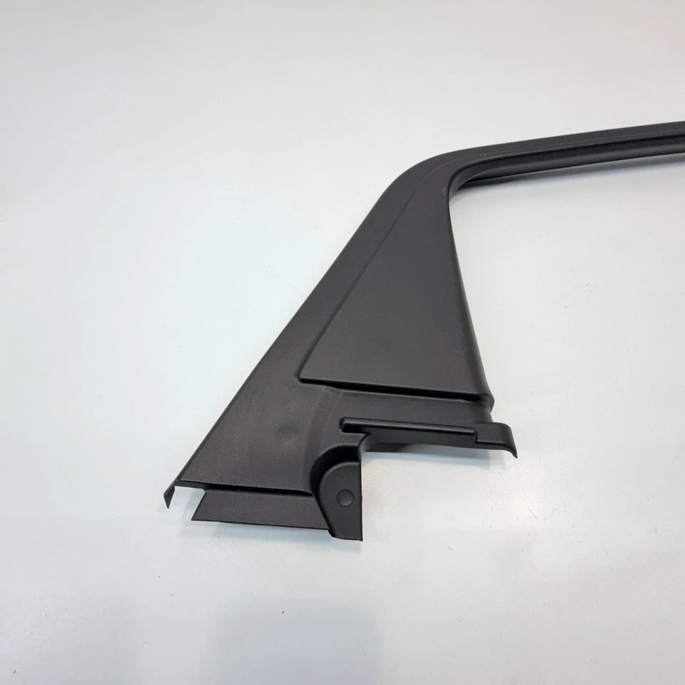 Chevrolet Malibu 2016-2025 lado trasero izquierdo puerta superior marco ventana moldura OEM Foto 2 de 4