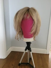 Jon Renau Miranda Lite Wig, honey blonde (Creme Brulee, 24B22)