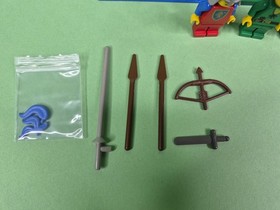 LEGO Castle (6077) Forestmen&rsquo;s River Fortress - 94% Complete - READ DESCRIPTION 