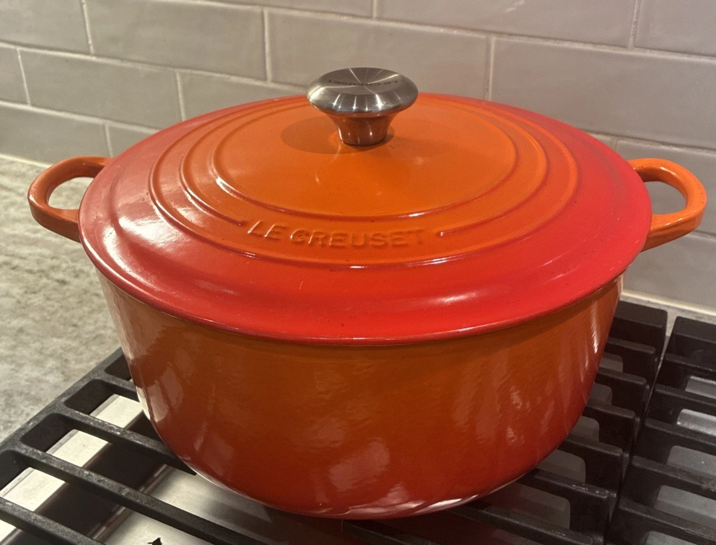 Le Creuset Orange#28 7.25 Qt. Dutch Oven Enamel READ L61