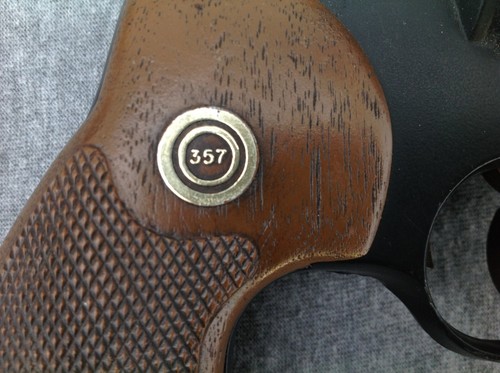Crosman CO2 .177 Cal 357 Air Pistol - Picture 8 of 16