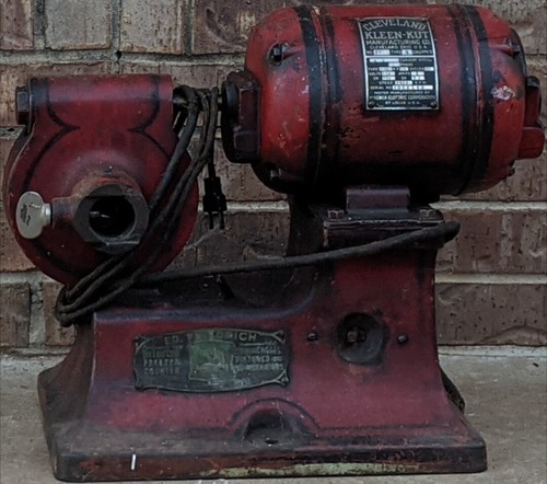 Vintage CLEVELAND KLEEN-KUT industrial Old COLLECTIBLE ELECTRIC MEAT grinder - Picture 3 of 15