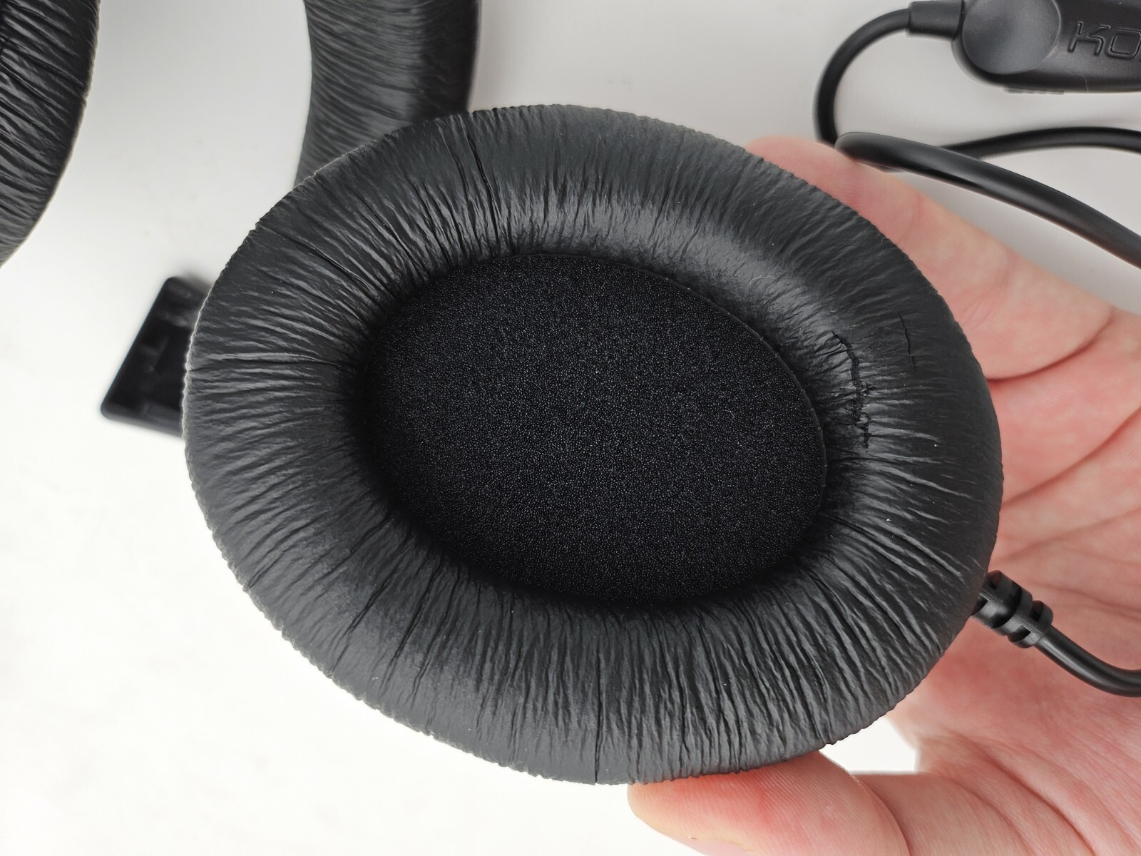 KOSS UR29 Over the Ear Wired Audio AUX Headphones VGC - Tested Working 