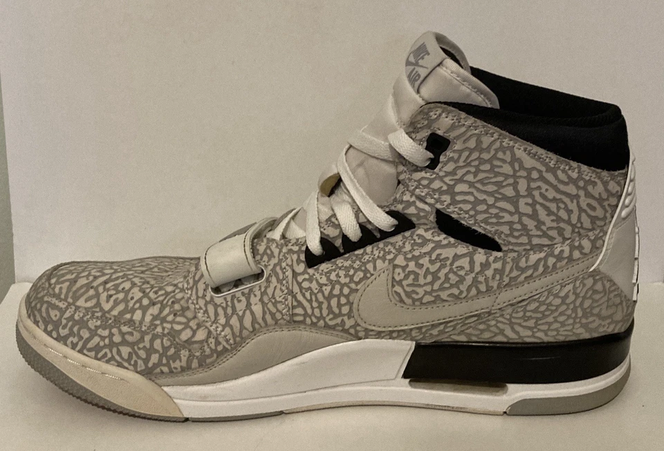 Zapatos Nike Air Jordan Legacy 312 para hombre talla 14 con estampado de elefante abatible AV3922-100 Foto 3 de 4