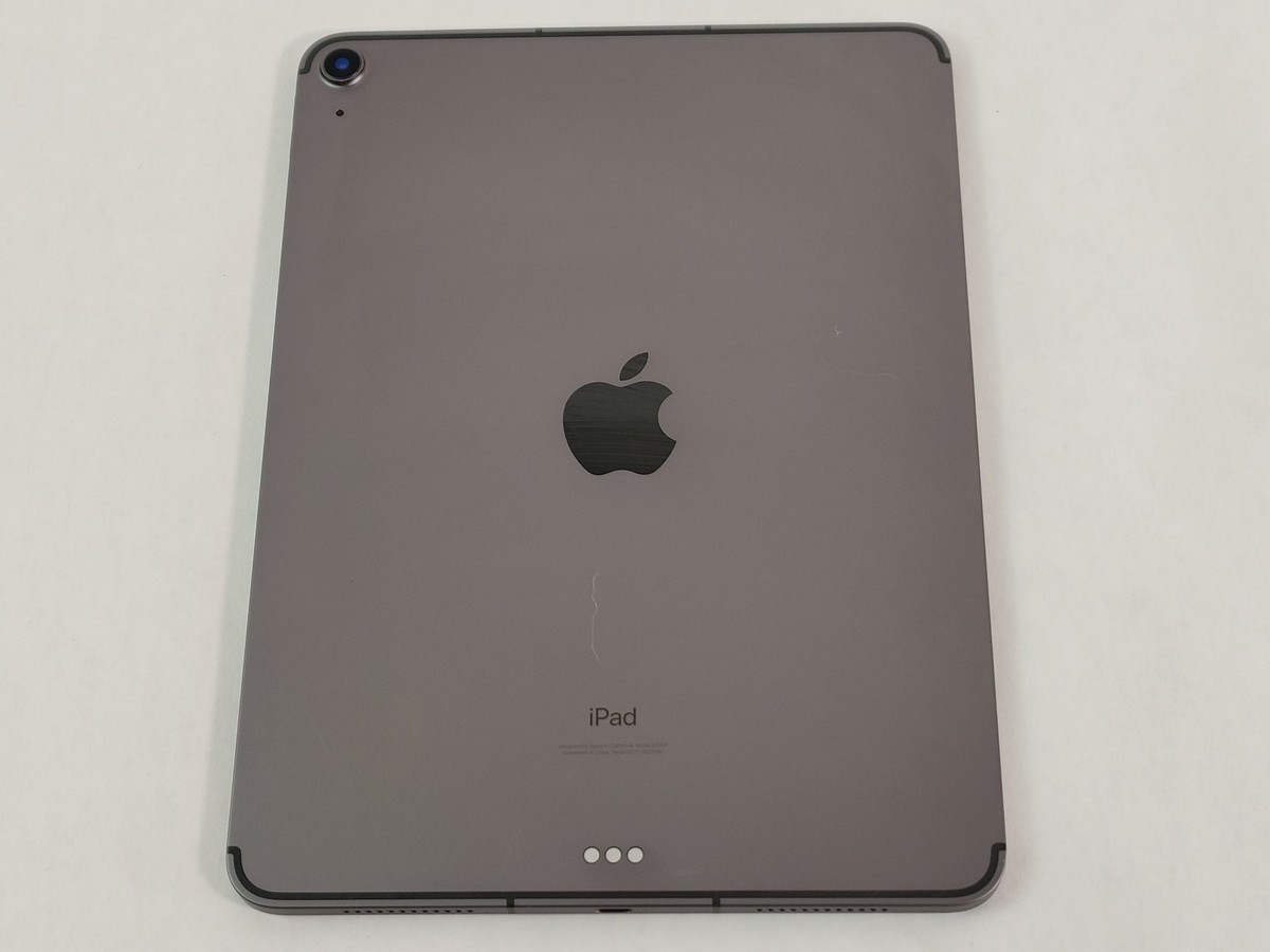 Apple iPad Air 4th Gen A2324 64 GB iOS 18.4.1 Space Gray