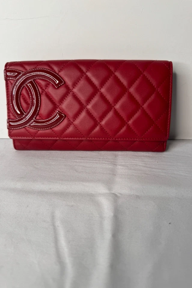 Louis  Vuitton, Chanel, Gucci, Excellent Condition Pre Owned Luxury Bags