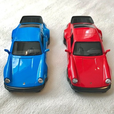 LOT OF TWO Porsche 911 Turbo 3.3 (Red & Blue) 1:32 Scale RMZ City