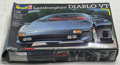Revell 07365: Lamborghini Diablo VT - 1:24 Rare Model Kit (FREE UK P&P)