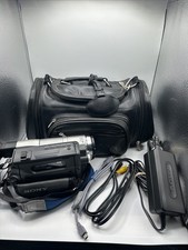 Sony Handycam CCD-TRV608 Hi8 Camcorder w/NightShot  Travel Bag/Cords- Working
