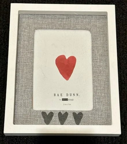 Rae Dunn White/Black Heart Love Wood Frame - 5 x 7 - 第 1/1 張圖片