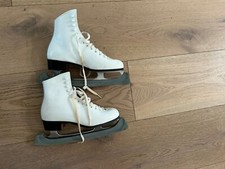 Vintage Reidell Women  s White Ice Skating Shoes Size 7