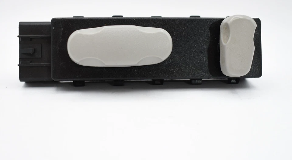 07-13 Silverado Sierra Tahoe Yukon Front Power DRIVERS  Seat Switch Gray B2D25 — 第 3/4 张图片