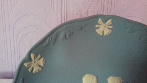 Wedgwood Jasperware Blue Plate & Dish : Prince Andrew & Sarah Ferguson, Wedding - Picture 4 of 9